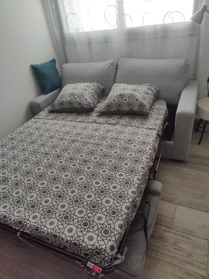 Studio Climatise 50 M.Du Port แซงต์-ซีเปรียง ภายนอก รูปภาพ